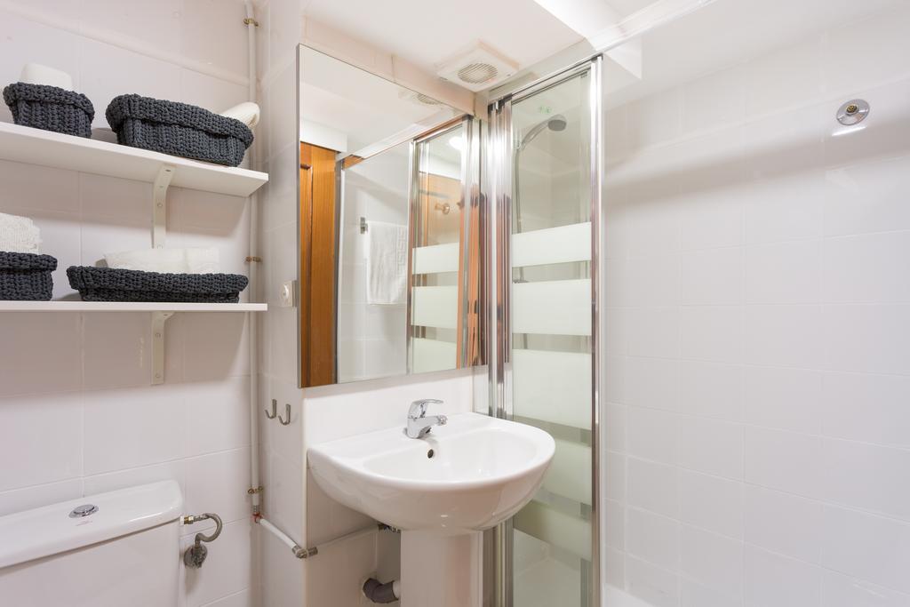 Apartamentos Diaber Gerona 22 إشبيلية المظهر الخارجي الصورة