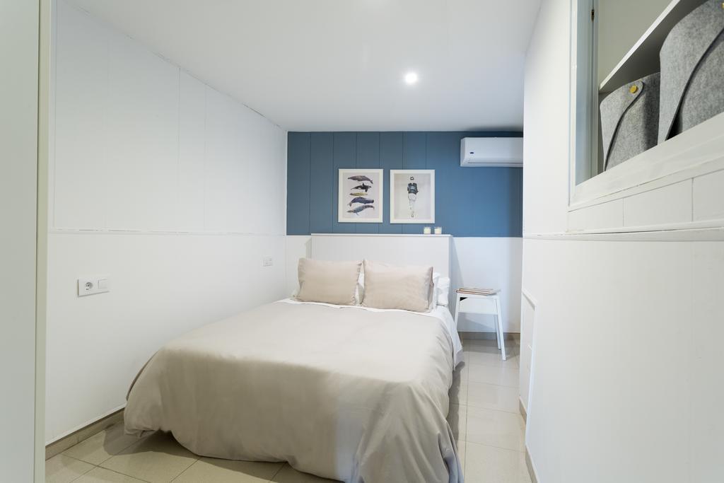 Apartamentos Diaber Gerona 22 إشبيلية المظهر الخارجي الصورة