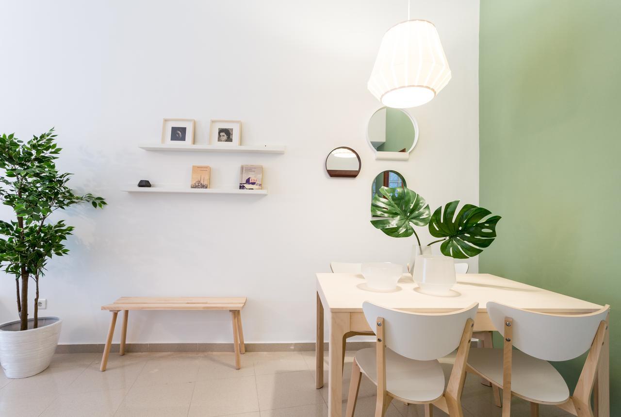 Apartamentos Diaber Gerona 22 إشبيلية المظهر الخارجي الصورة